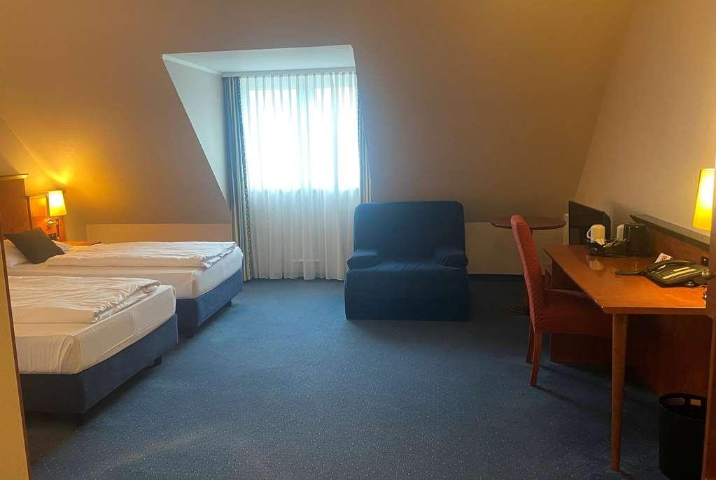 AMEDIA Hotel Frankfurt Rüsselsheim Habitación foto